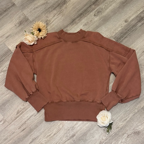 NEW Free People Washed Rose Pullover Bubble Sleeve Cropped Sweatshirt Size - S - Picture 1 of 6